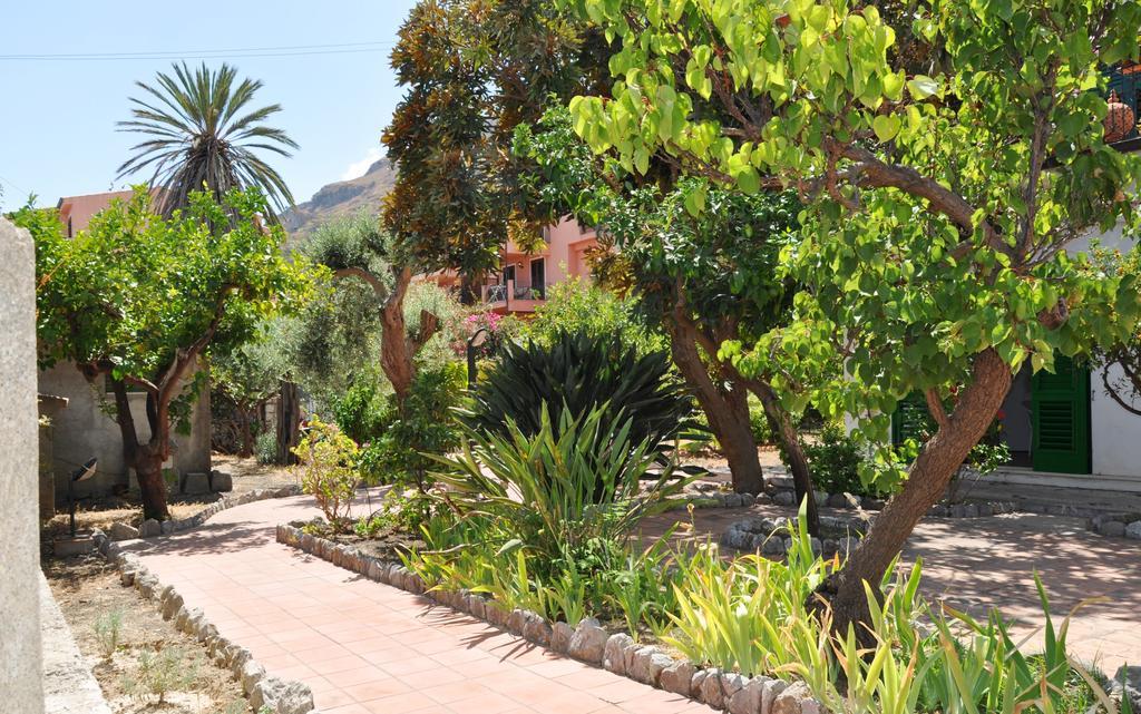 Seafront Apartments Garden House Taormina Quarto foto